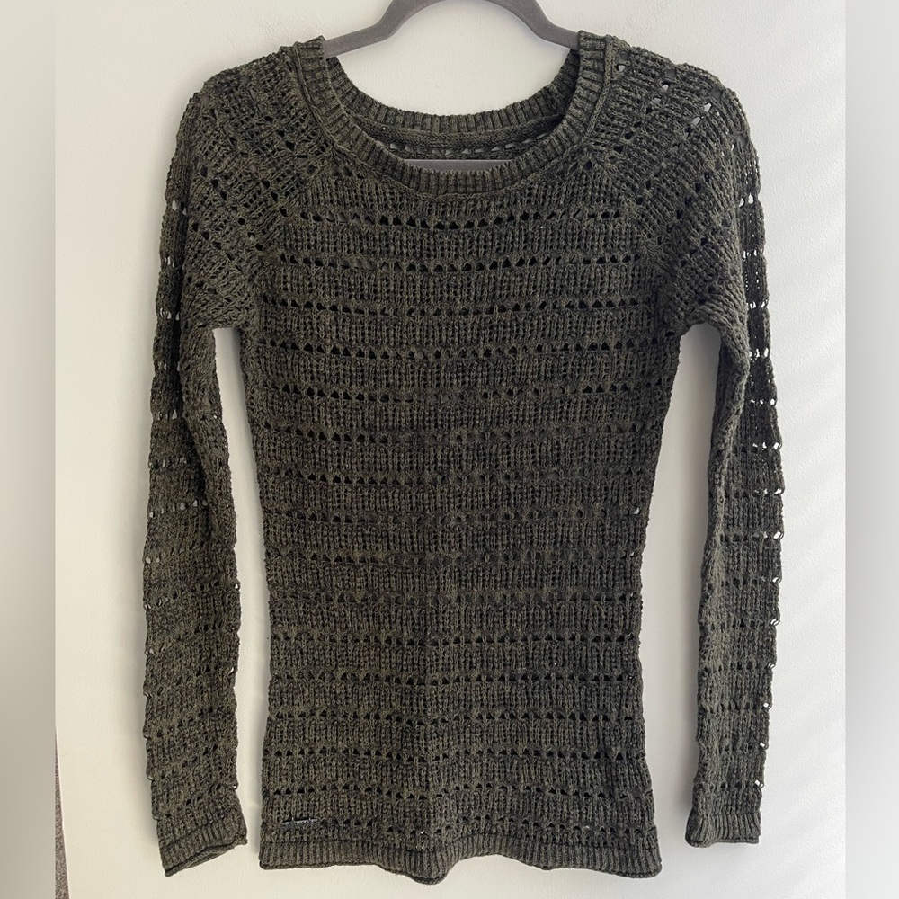Nomad Olive Knit Sweater
